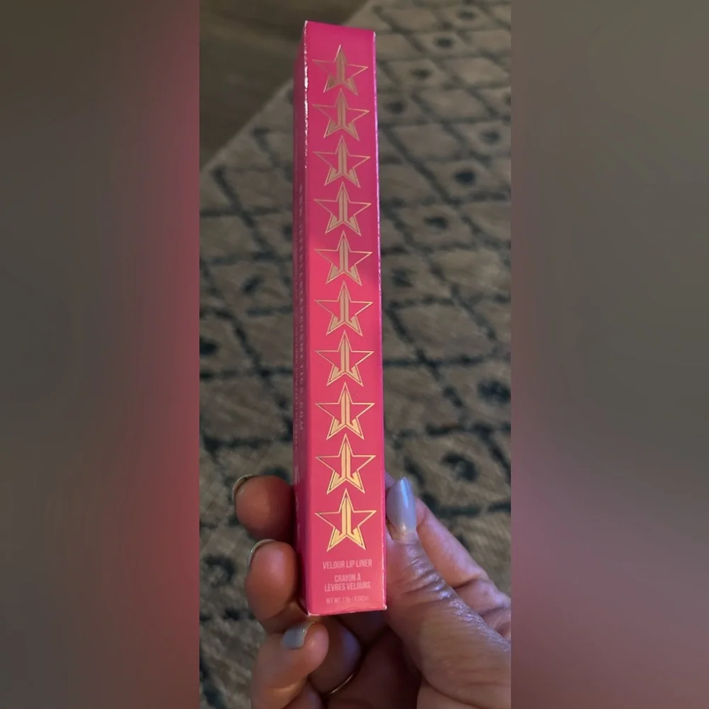 Neutral Pink Lip Liner Pencil - Precision Lip Definer